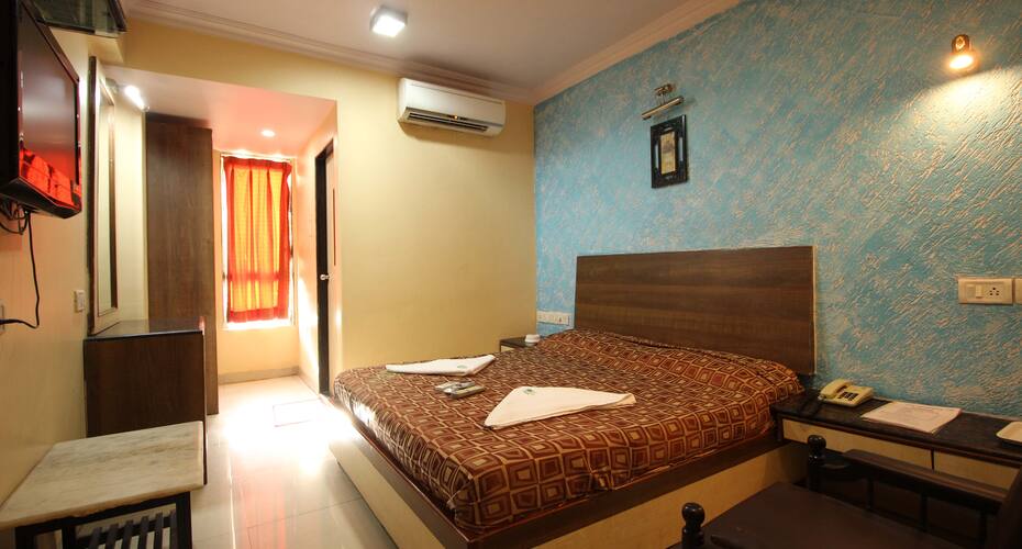 Hotel Singh's International, Mumbai 1